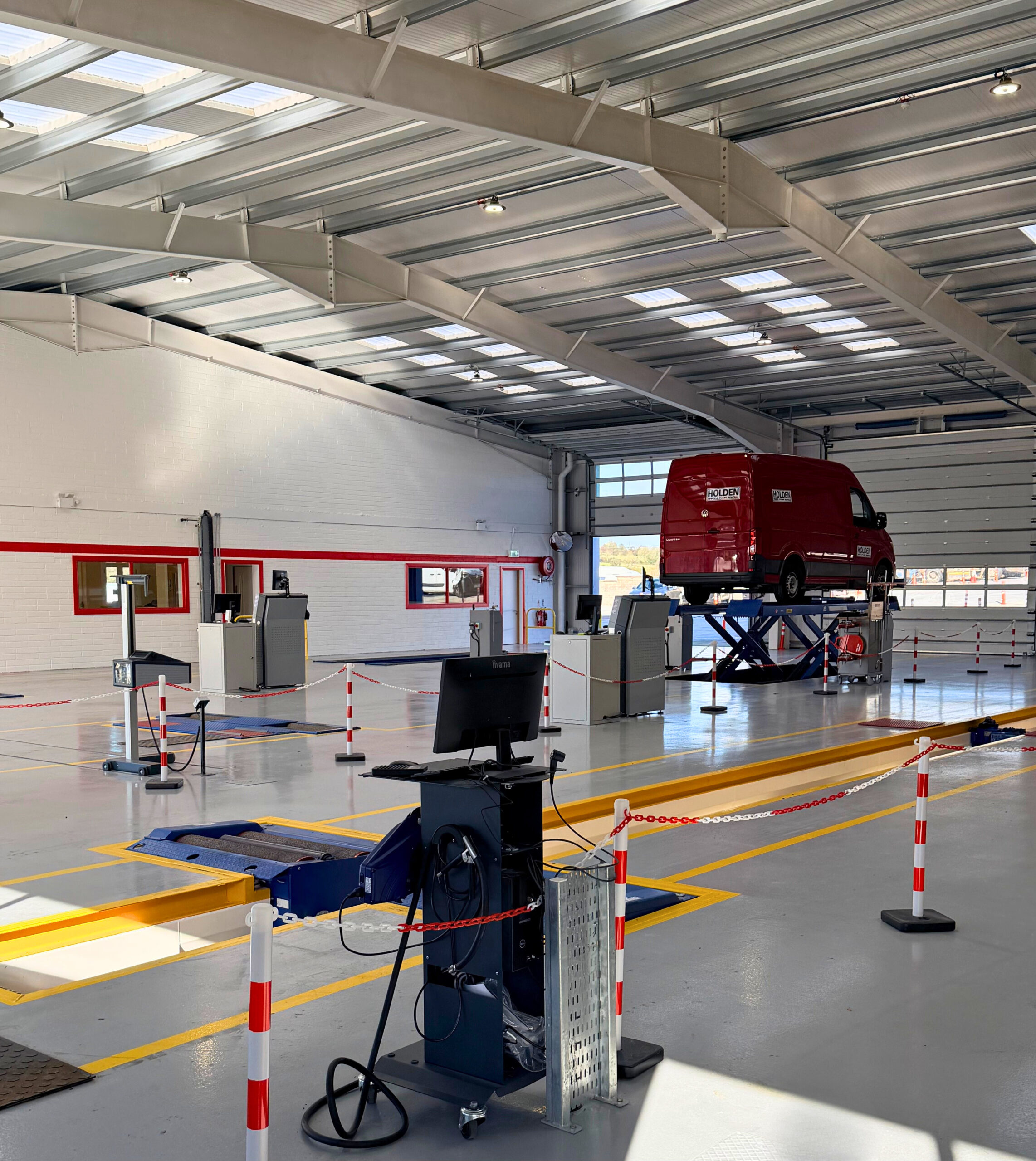 Under the Road Safety Authority’s (RSA) updated Premises and Equipment Guidelines, all authorised CVRT centres renewing their three-year authorisation must have vehicle testing equipment installed and operational that conforms to the 2022 PEG specifications by 18th December 2026.